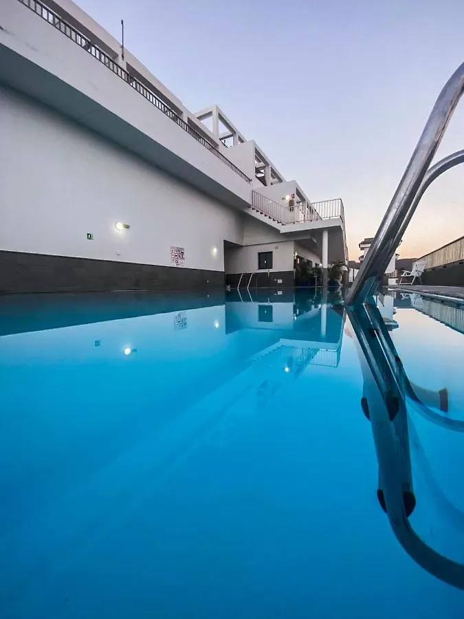 Wonderful Apartment With Swimmingpool In Puerto Rico Mogan